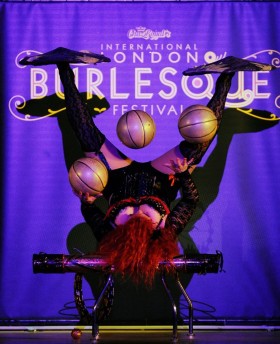 SEXY CIRCUS SIDESHOW
