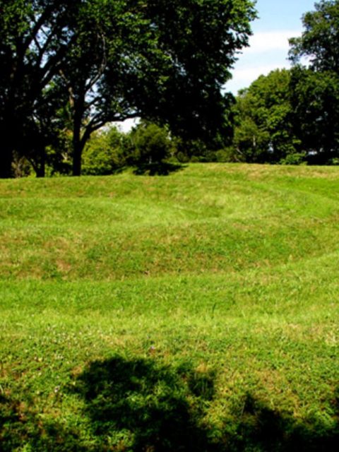 Ohio Mound Builders: Spiral Mound, photo by Herb, Wikipedia